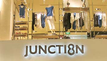 Jade Scape / Jadescape is near numerous community amenities.
